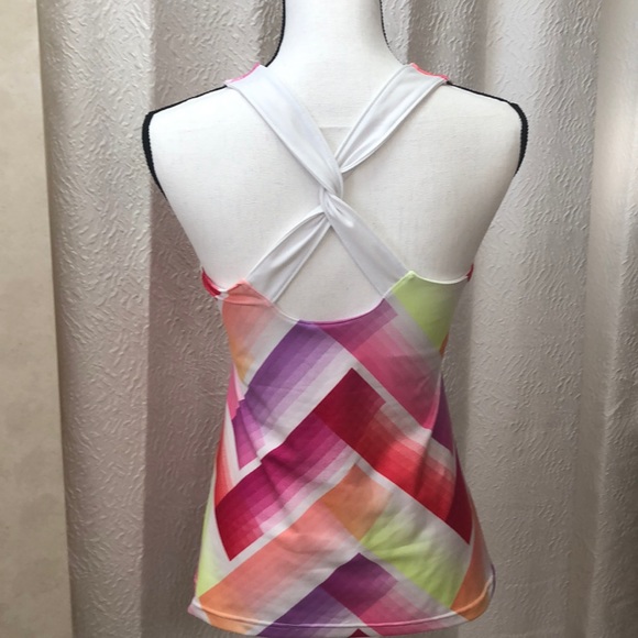 Colorful work out tank - Picture 2 of 3